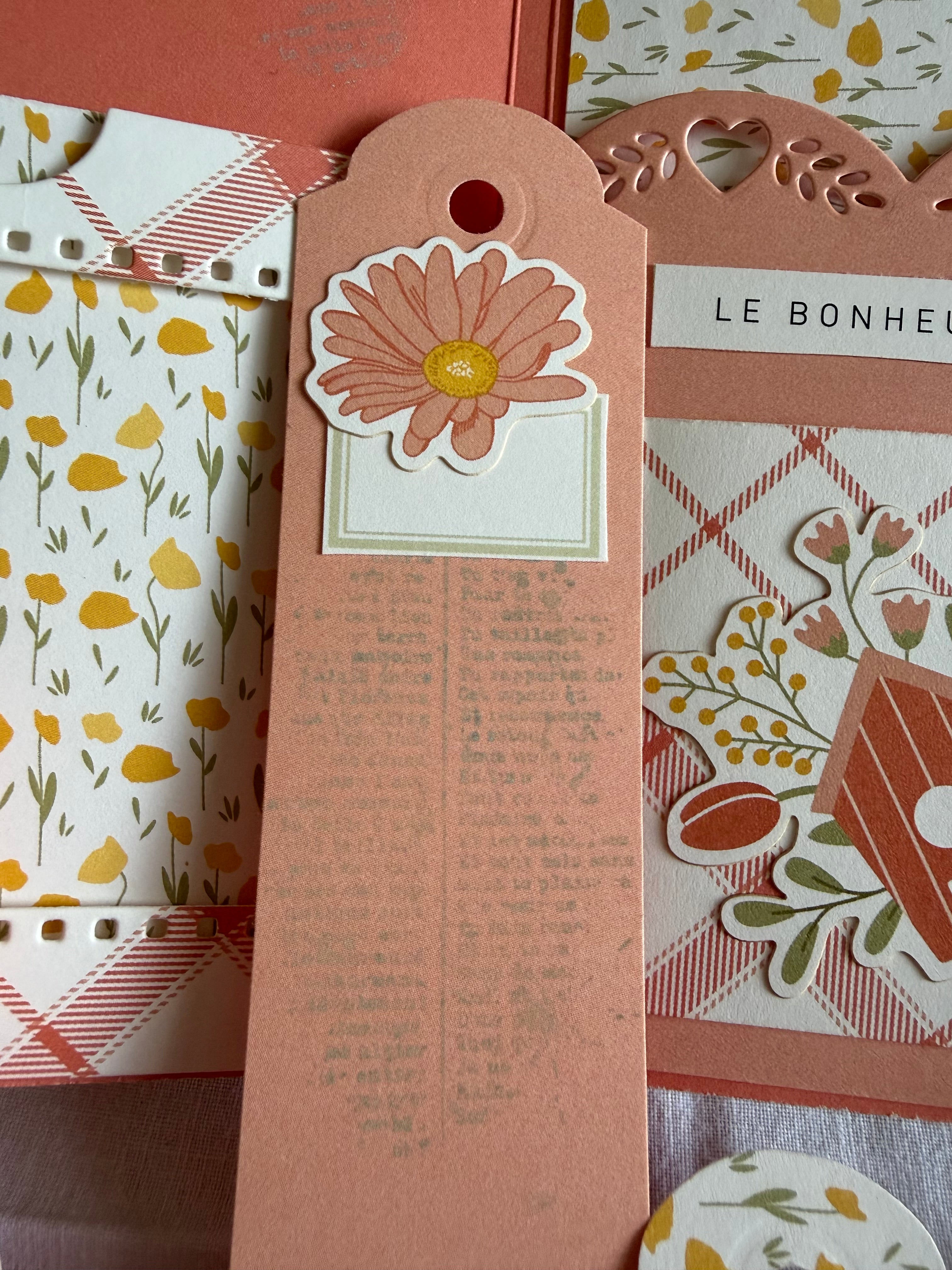 Carte mini album fête des Mères