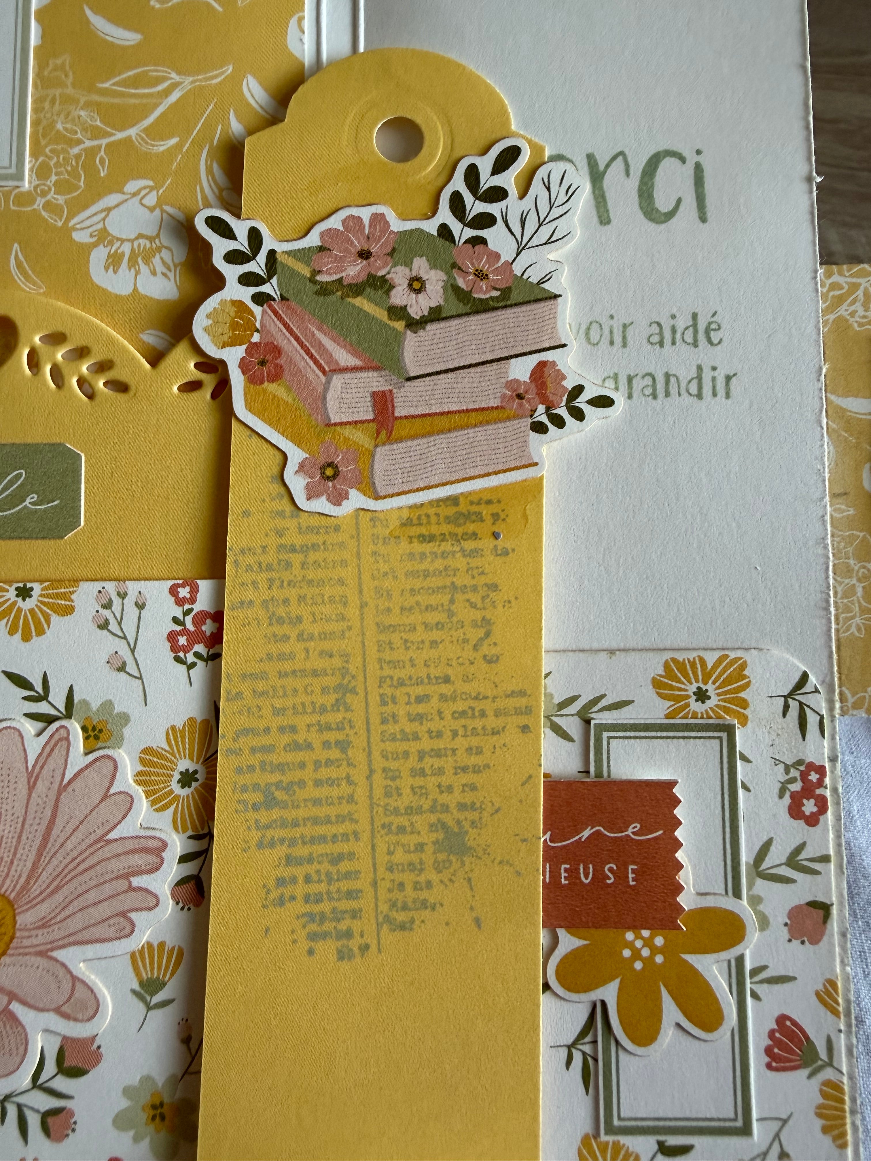 Carte mini album fête des Mères