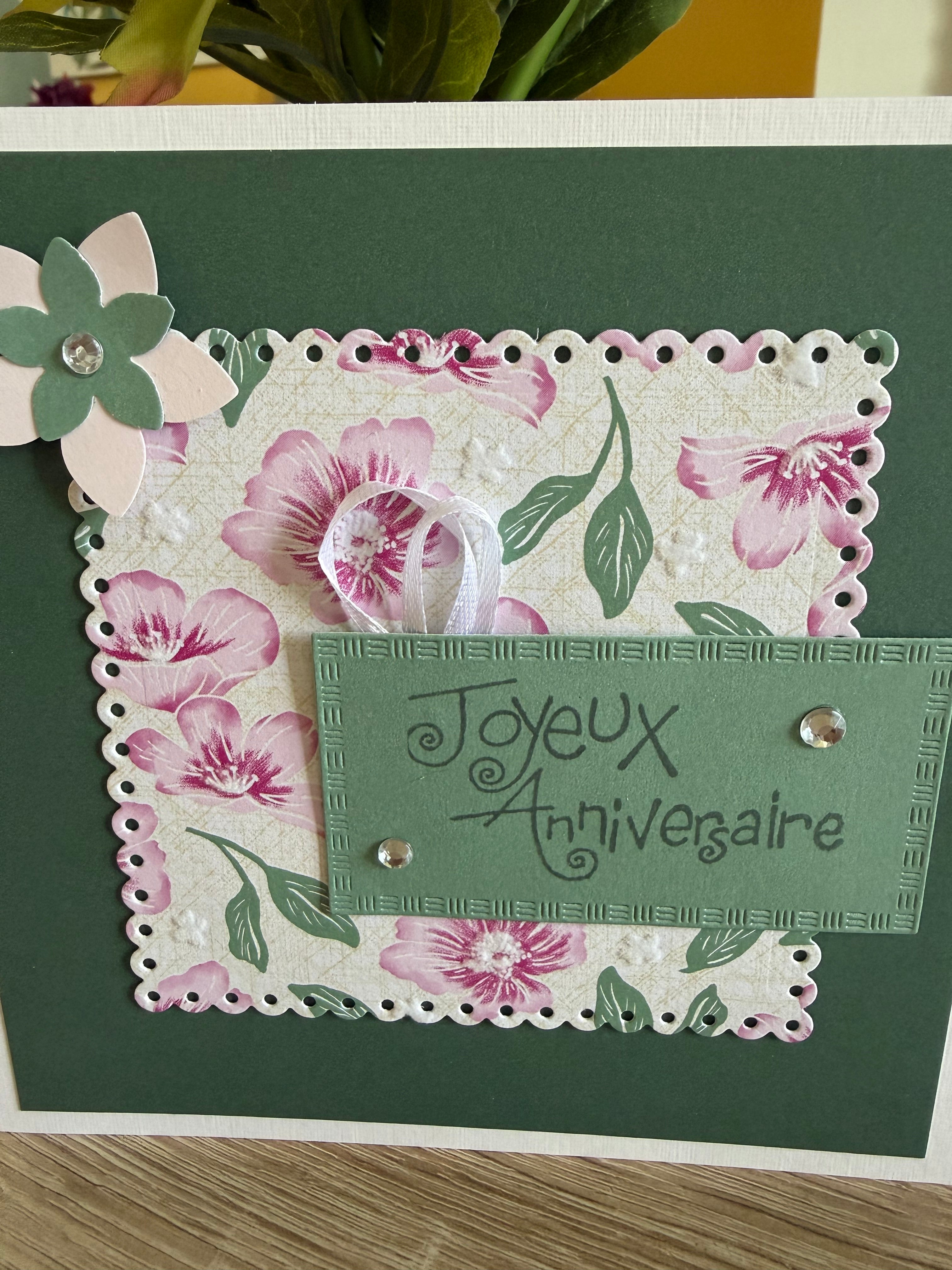 Carte anniversaire vert et fleurs