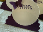 Marque-places violet papillon