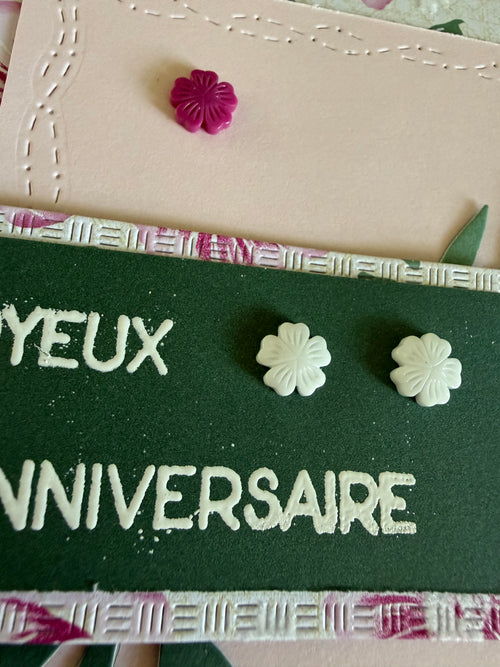 Carte anniversaire rose et fleurs
